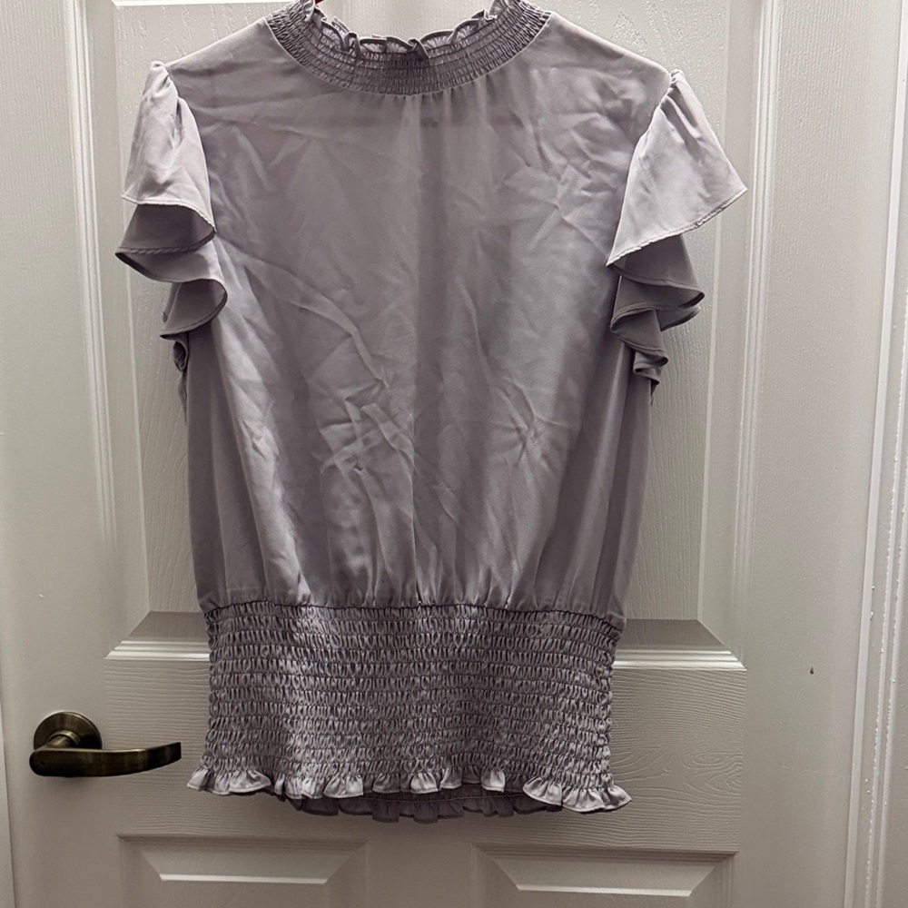 Chic Ruffled Women's Blouse in Soft purple